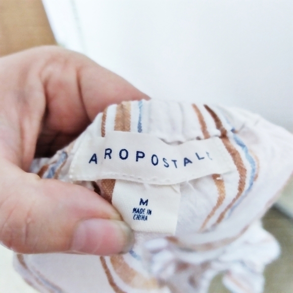 Aeropostale Striped Linen Blend Off the Shoulder Crop Top Size Medium - Picture 5 of 7